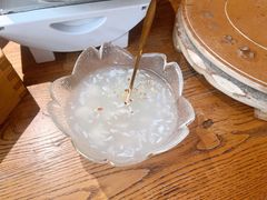 -蜜桃餐厅·伴山(湖滨商业街店)