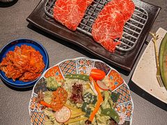 -铭牛烧肉·和牛海鲜自助(高新月牙湖店)