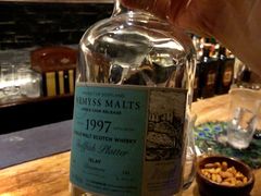 -格兰酒吧Glen Bar