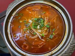 泡椒肥肠米线-周氏砂锅米线