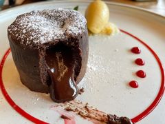 熔岩巧克力蛋糕配冰淇淋-EN SPACE恩空间