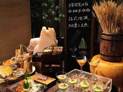 -松山湖凯悦酒店·Café自助餐厅·周末火舞秀表演