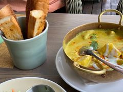 蒜香面包-CHINCHIN 青青·泰国料理(万象食家店)