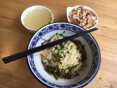 -朱洪元苏式面馆(绿宝广场店)