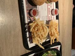 -The Habit Burger Grill 哈比特汉堡(复兴soho店)