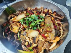 -龙顺园麻辣香锅(机场店)