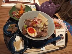 -啢啢茶寮(芳华横街店)
