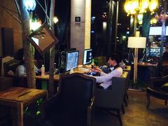 网上天地网吧-网友电竞网咖(望京店)