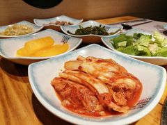 -唯成•韩国炭火烤肉 유성고기