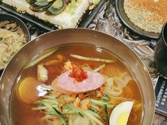 -啊美丽炭火烤肉(滑翔一店)