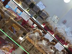 零售区-红宝石·鲜奶小方·海派西点房(四平店)