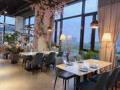-荣耀.西式融合餐厅(留云湖店)