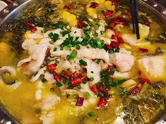 -春天里·老街坊餐厅(港隆广场店)