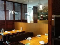 -泉畔人家·老济南经典鲁菜(大明湖店)