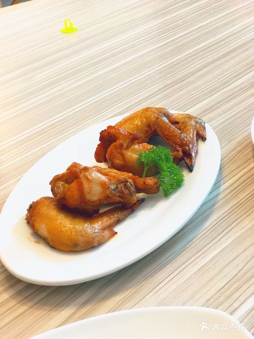 必胜客(星光天地店)鸡翅图片 - 第1张