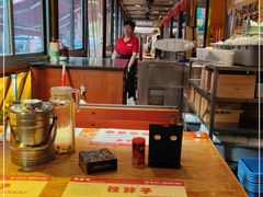 -铁胖子口碑长沙菜·龙虾烧烤(赤岗社区店)