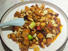 宫爆鸡丁-雲蜀龙阁·金牌水煮鱼(方庄店)