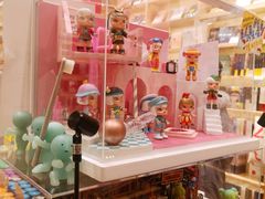-猫的天空之城概念书店(印象城购物中心店)
