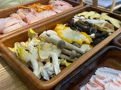 -菌小白·野生菌火锅(时尚天河店)