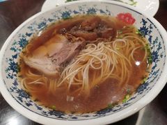 辣肉焖蹄二鲜面-德兴馆(山西南路店)