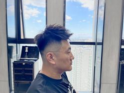 -TOP HAIR SALON
