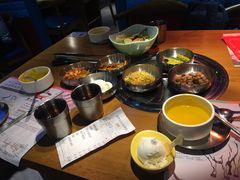 -老炉家木炭烤肉(长江国际店)