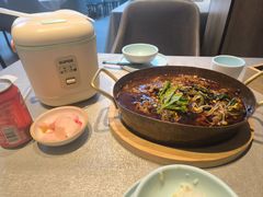 -有红鸡毛店·川菜(建设路店)