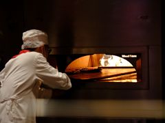 -城市大道红炉披萨烘焙坊