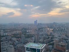-云中捞高空旋转餐厅(商茂世纪广场店)