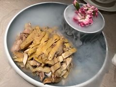 黑松露手撕鸡-尚一汤·粤菜海鲜(环球港店)