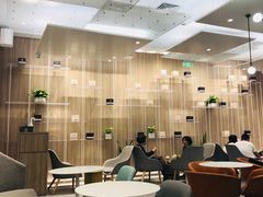 大堂-奈雪的茶(市百一店)