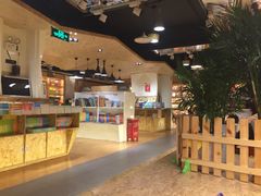-新华里咖啡书吧(新华书店小寨店)
