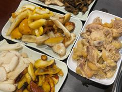 -菌之家·专业纯野生菌火锅·特色炒菌