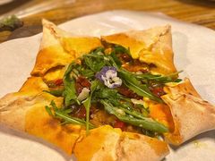 什锦肉星星披萨-I HOLIC艾豪丽披萨(KKone店)