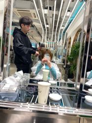 -BULB STUDIO 巴柏明星发型工作室