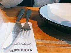 -The Diner X餐厅(青岛万象城店)