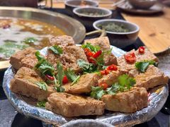 -顶顶汤火牛排火锅·经典铜锅涮肉