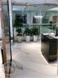 -罗亚帝造型·烫发染发