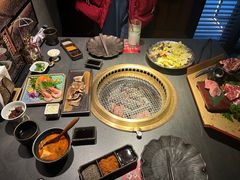 -铭牛烧肉·和牛海鲜自助(高新月牙湖店)
