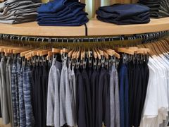 -lululemon(上海浦东IFC店)