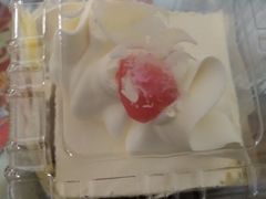 -红宝石·鲜奶小方·海派西点房(浦三店)