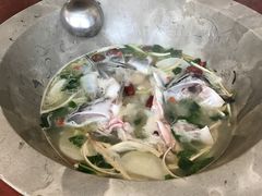 -姚记抚仙湖野生菌石锅鱼庄
