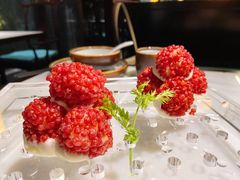 杨梅鳕鱼球-柳莺湖上·湖景餐厅·江南菜(西湖店)