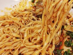 -李与白包子铺(桐梓林店)