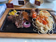 -豪客来牛排(中央花苑店)