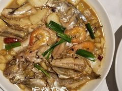 家烧杂鱼配手工年糕-和记小菜(大宁店)
