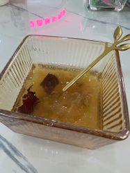-米娜护肤造型