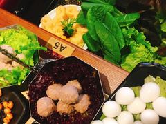 -左庭右院鲜牛肉火锅(金山万达店)