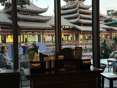 -星巴克(南宁民歌湖店)
