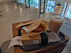 -星巴克(迪士尼小镇店)
